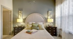 Dallas Oaklawn Apartments Bedroom