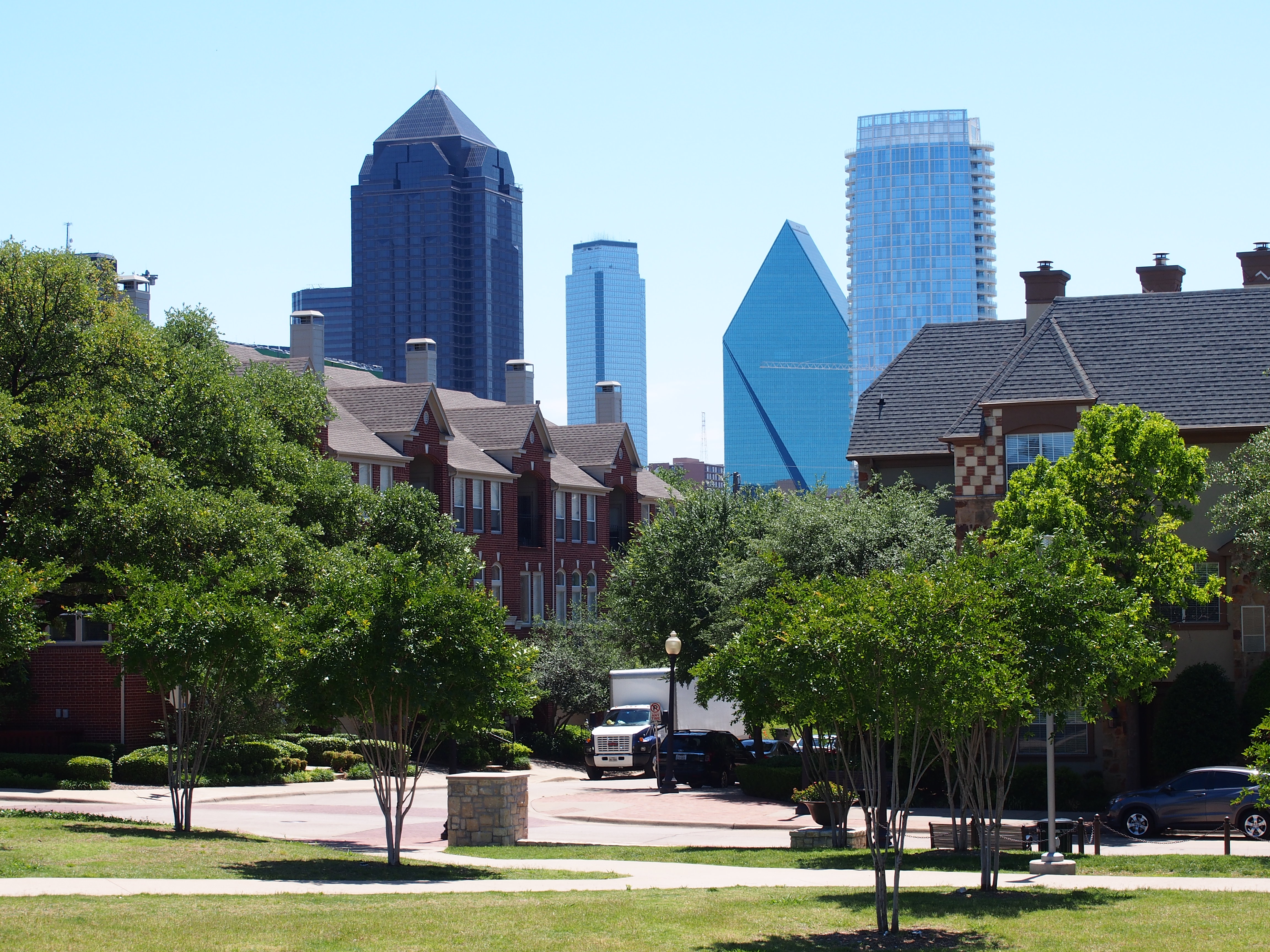 Downtown Dallas Apartments